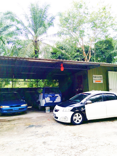 Kedai Cat Kereta (Pirabu Car Spray)