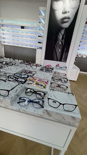 orar Optimac Vú - optica medicala - luxury eyewear boutique