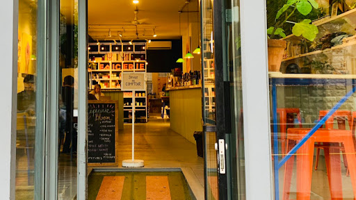 Le Café Bloom - Visual