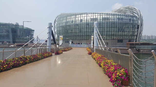 Banpo Bridge