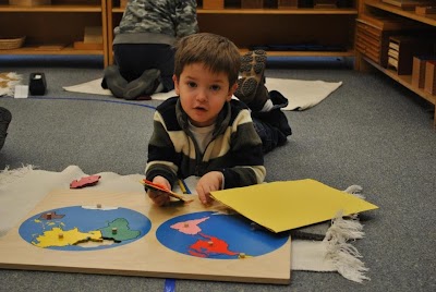 Montessori School of Champaign-Urbana Toddlers - Middle School