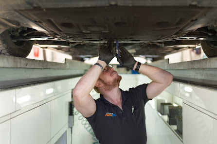 KFZ AutoTEC GmbH Die Marchfelder Str. 15, 2281 Raasdorf bei Wien, Österreich