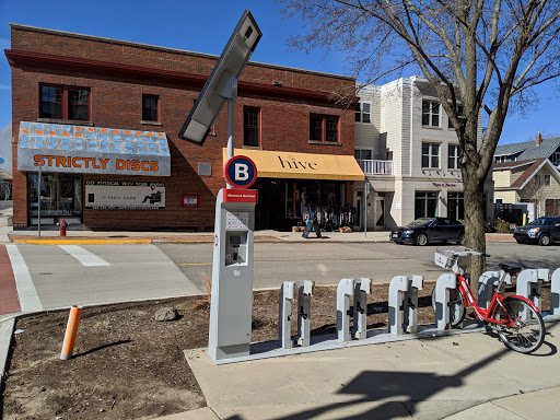 Madison BCycle: Monroe St & Harrison St - Thumbnail