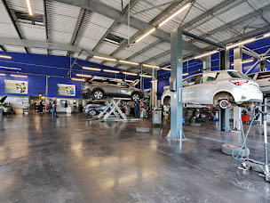 Photo n°10 de Norauto St Pierre à St Pierre (Magasin de pneus)