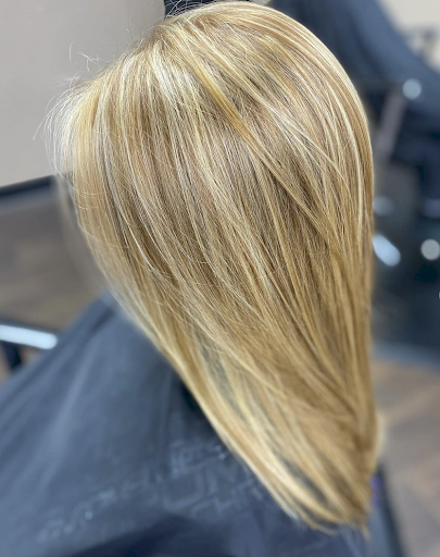 Hairetcetera Salon & Day Spa