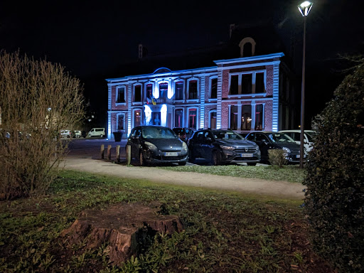Roncq Place