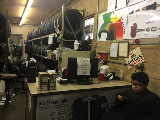 Rudy's Auto Services & Towing - Auto Repair Shop, Front and Rear Brakes Replacement in Hammond, IN - Thumbnail