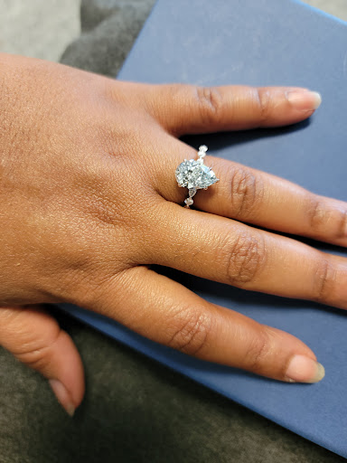 Liori Diamonds - Engagement Rings & Jewelry - Thumbnail
