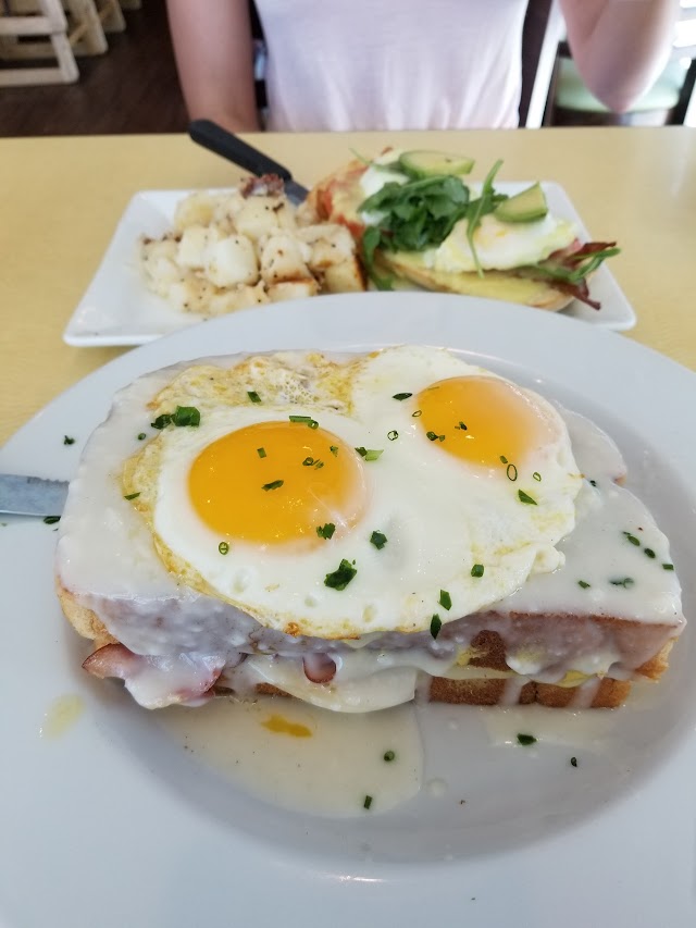 First Watch - Breakfast Pointe Marketplace