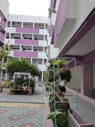 Photos of Hiriya School