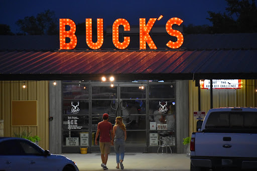 Buck's Backyard - Visual