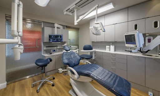 Mann Family Dental of Manchester: Russell Mann, DDS