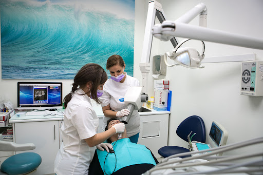 Clínica Dental Ana M. Díaz - Thumbnail