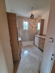 Photo n°11 de DESIGN PEINTURE - DESIGN FENETRES - DESIGN SOLS à Saint-Genis-les-Ollières (Peintre en bâtiment)