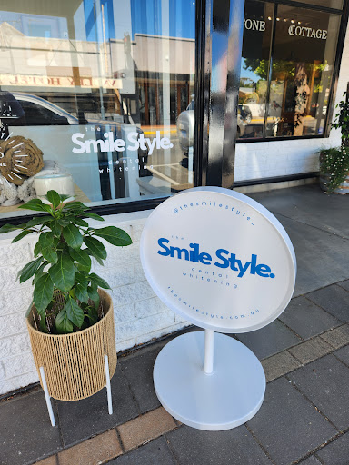 The Smile Style - Thumbnail