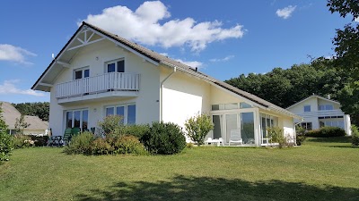 Photos of Villa Park V&aacute;rgesztes