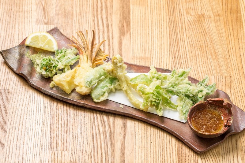 瀬戸内鮮魚と串焼き UZU