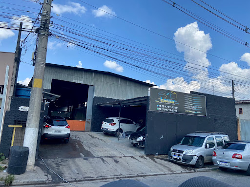 Invicta Premium Funilaria e Pintura Reparo Automotivos