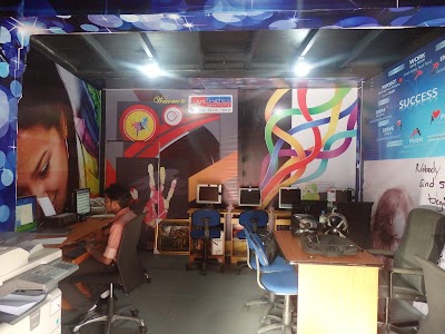 Photos of Printing @ Artgraphica Advertising