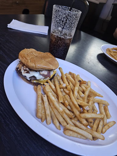 Tanks Bar & Grill - Thumbnail