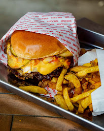 Photo n°59 de Smash Burger Joint à Lyon (Restaurant de hamburgers)