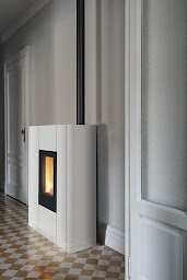 Photo n°21 de Cheminée Brisach Meaux à Meaux (Magasin de poêles à bois)