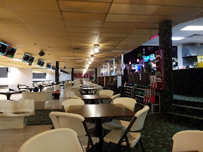 Ideal Bowling Center