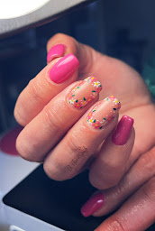 Photo n°24 de A Fleur d’Ongle à Aron (Salon de manucure)