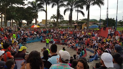 Photos of Juventud y la Familia Park