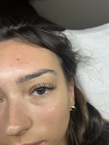 Pure Beauty & Co - Thumbnail