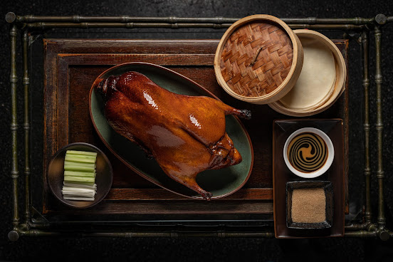 Mott 32 by null