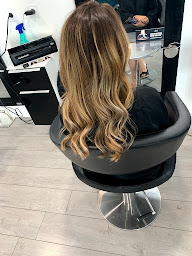 Photo n°8 de Coiffure Osé Esthétique à Saint-André-de-Cubzac (Salon de manucure)