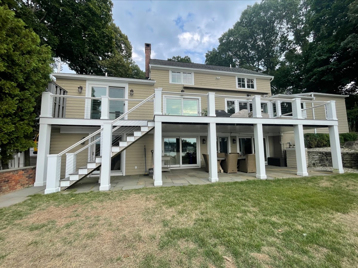 D & L Construction and Design storefront and entrance in Bridgeport