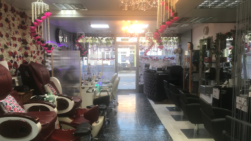 Aesthetic beauty clinic Course and training academy