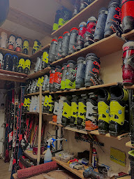 Photo n°21 de Corto Shop à Valdeblore (Service de location de ski)