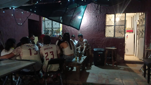 FREDY'S BAR'S - Visual
