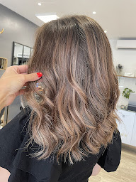 Photo n°9 de Salon le Cosy à Furiani (Salon de coiffure)