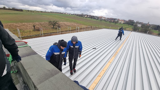 Andreas Knippschild Dachdeckerei-Zimmerei-Spenglerei-Erneuerbare Energien Pv Anlagen mit Speichersystem