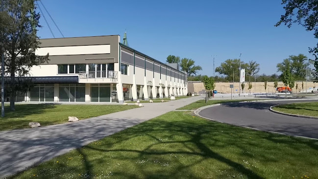 Opinii despre Magvassy Mihály Sportcsarnok în Győr - Sportpálya