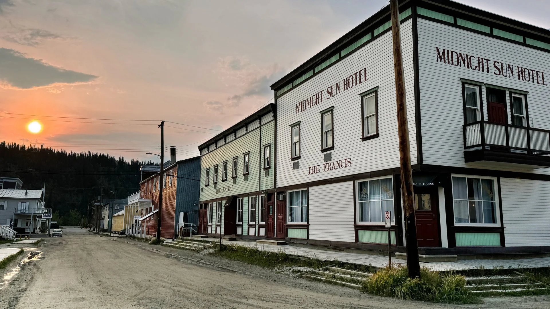 Midnight Sun, a Coast Hotels