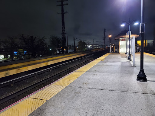 Valley Stream LIRR Sta.
