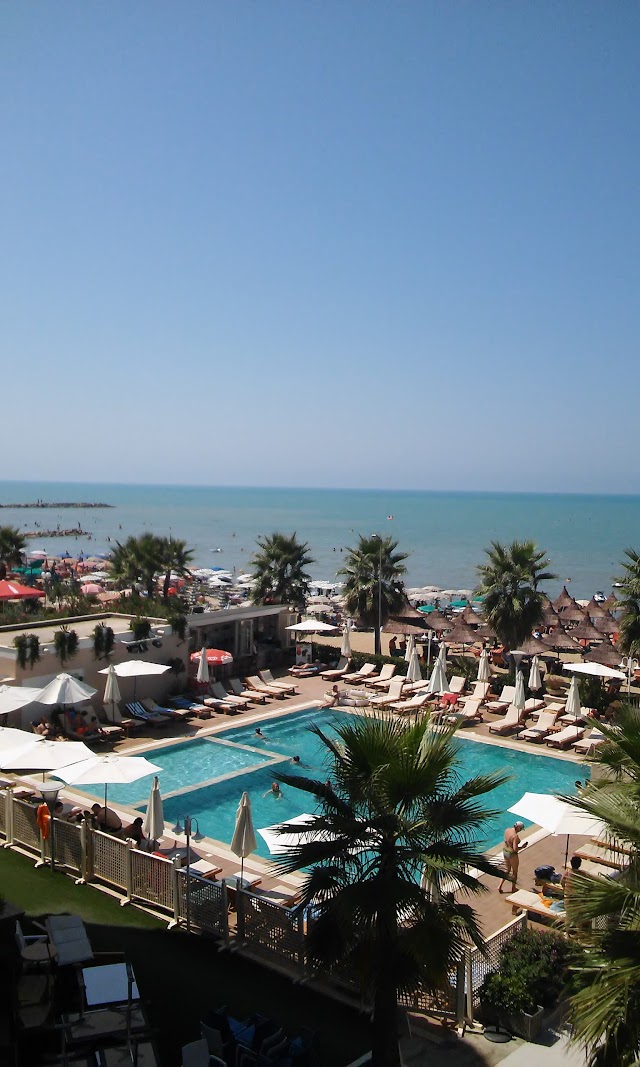 Klajdi Resort