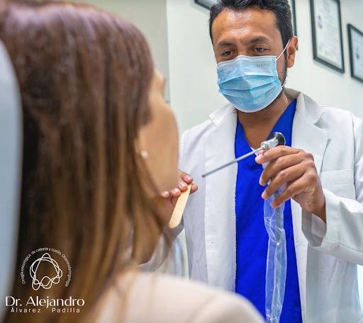 Oncólogo en Cancún - Dr. Álvarez Padilla