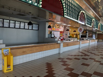 Pines Cinemas 8