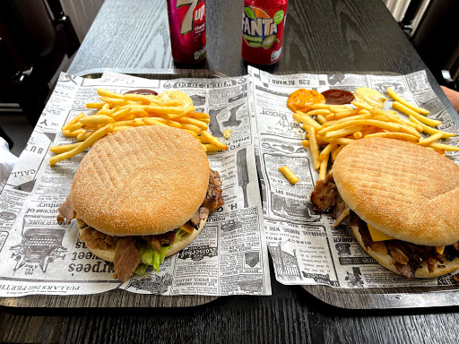 Photo 4 - Mondial Sandwich