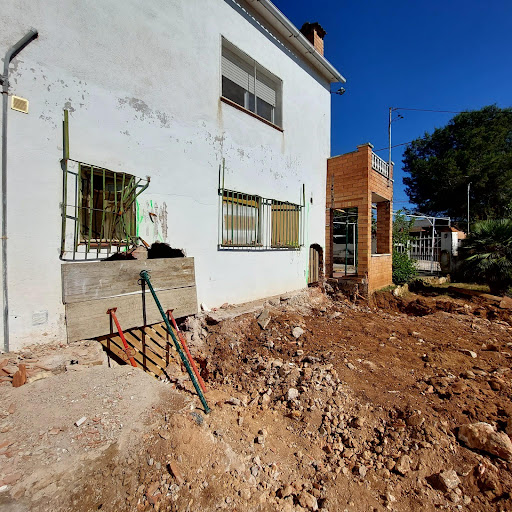 Group Leo - Construcciones y reparaciones de tejados - Thumbnail