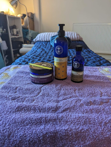 Helenajane Holistic - Thumbnail