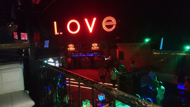 LOVE Acapulco