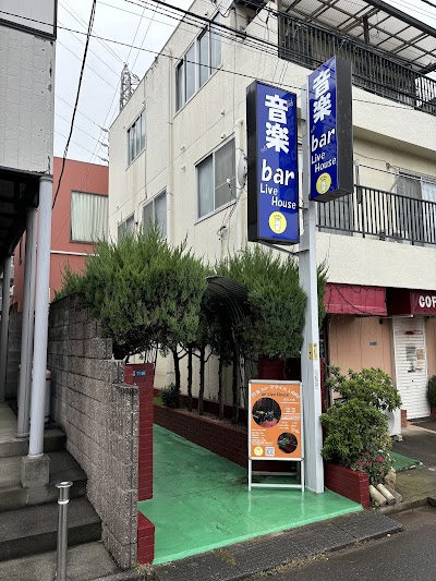 音楽barスマイルLABO