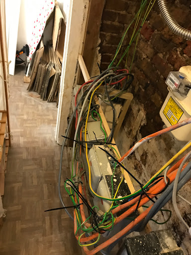 Red Electrical Ltd - Visual
